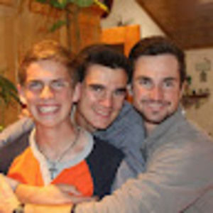 Meet your Posher, Joshua